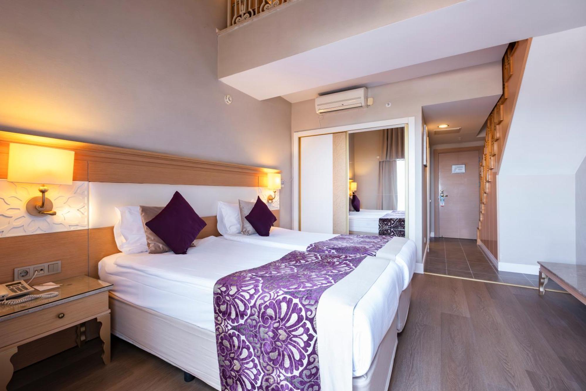 Villa Side Residence Luaran gambar