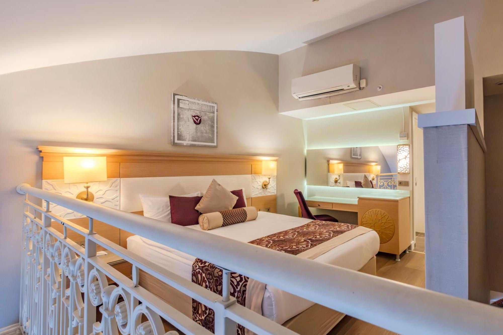 Villa Side Residence Luaran gambar
